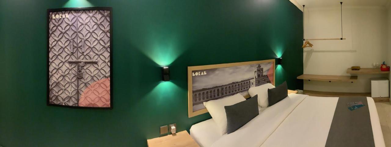 Lokal Rooms X Gulberg Λαχόρη Εξωτερικό φωτογραφία