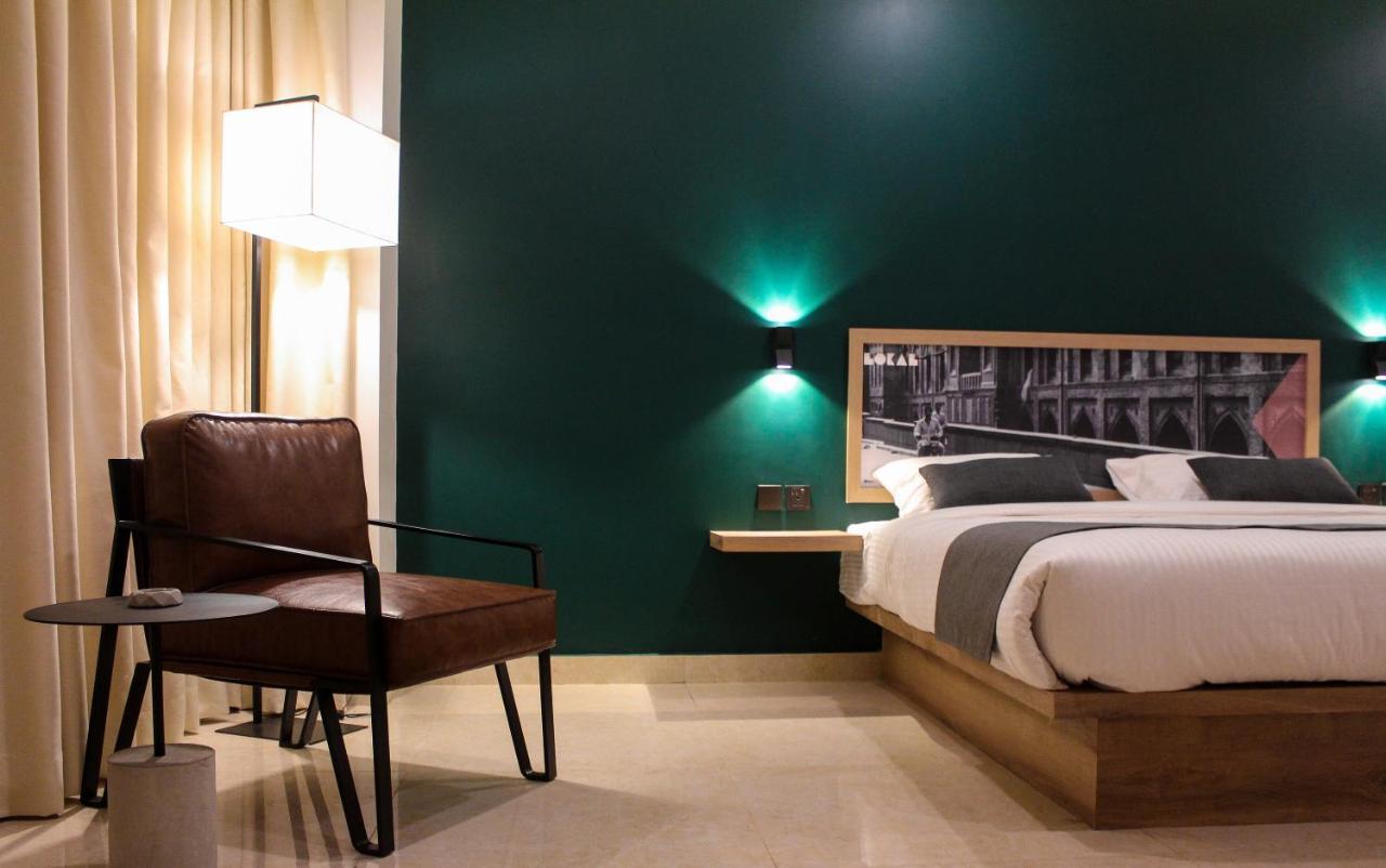 Lokal Rooms X Gulberg Λαχόρη Εξωτερικό φωτογραφία