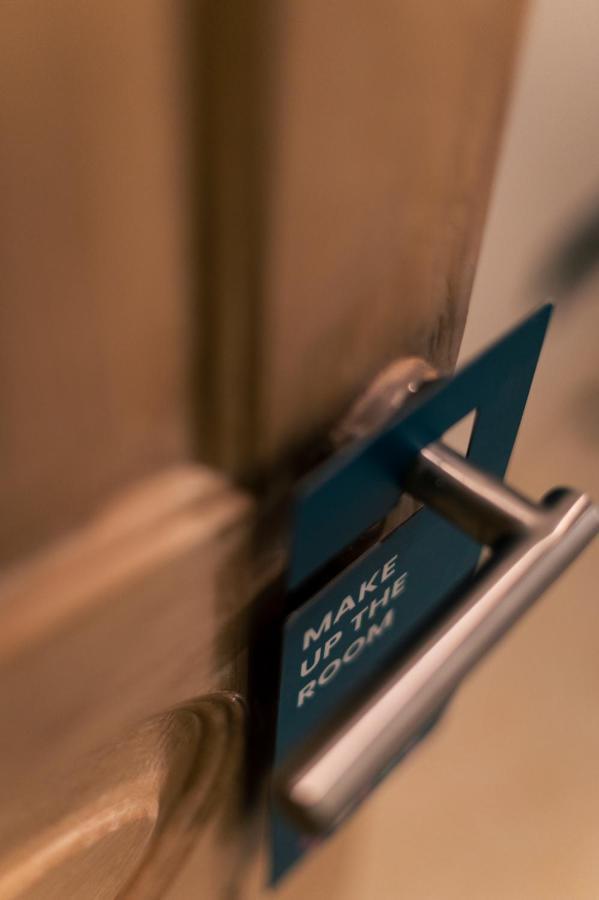 Lokal Rooms X Gulberg Λαχόρη Εξωτερικό φωτογραφία