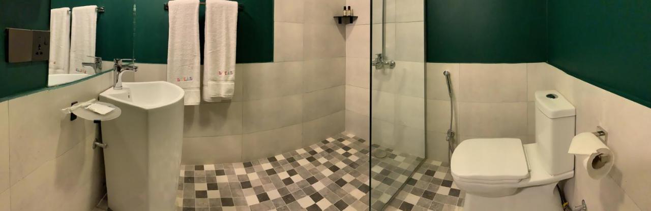 Lokal Rooms X Gulberg Λαχόρη Εξωτερικό φωτογραφία